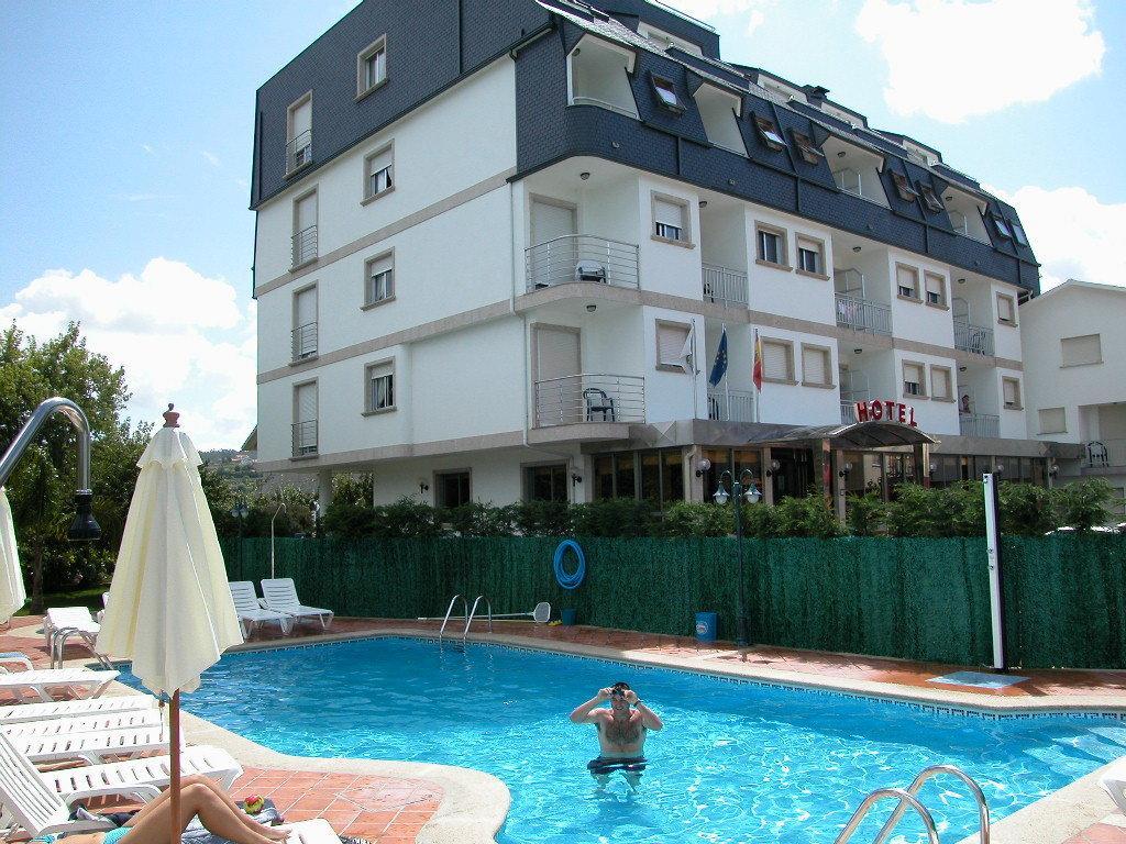 Hotel Pineiro 2 Estrellas Superior Playa de la Lanzada Екстериор снимка