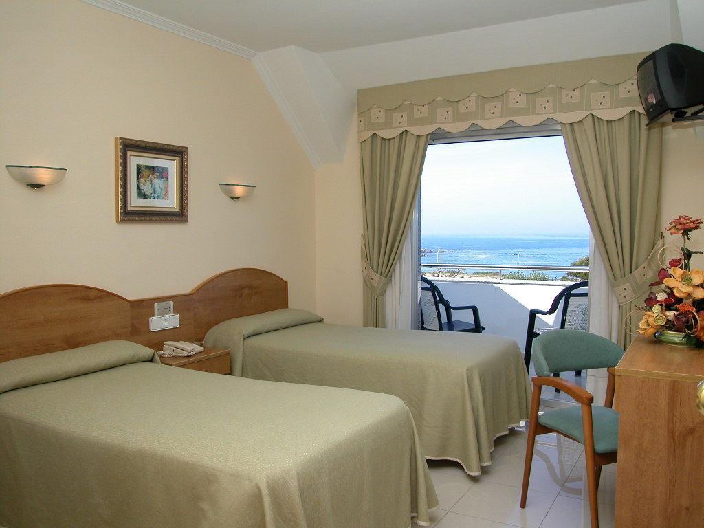 Hotel Pineiro 2 Estrellas Superior Playa de la Lanzada Екстериор снимка